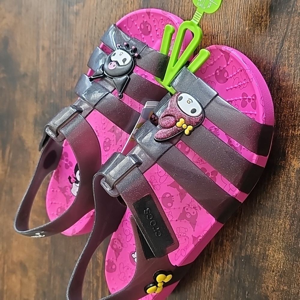 Hello Kitty Kuromi & My Melody Pink Juniors Sz j2 Sandals NWT - Picture 3 of 9
